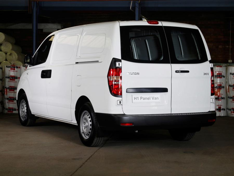  Hyundai H-1 Van 2009 года  (ZA) (фото 14 из 16)